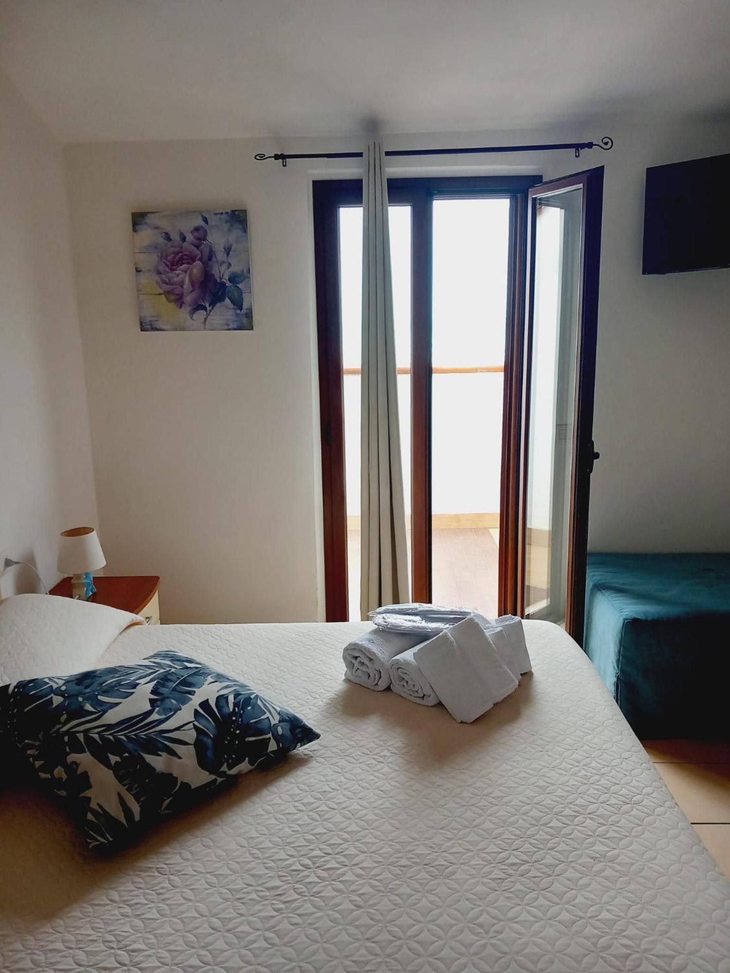 Albergo Labotte Βιέστε Εξωτερικό φωτογραφία