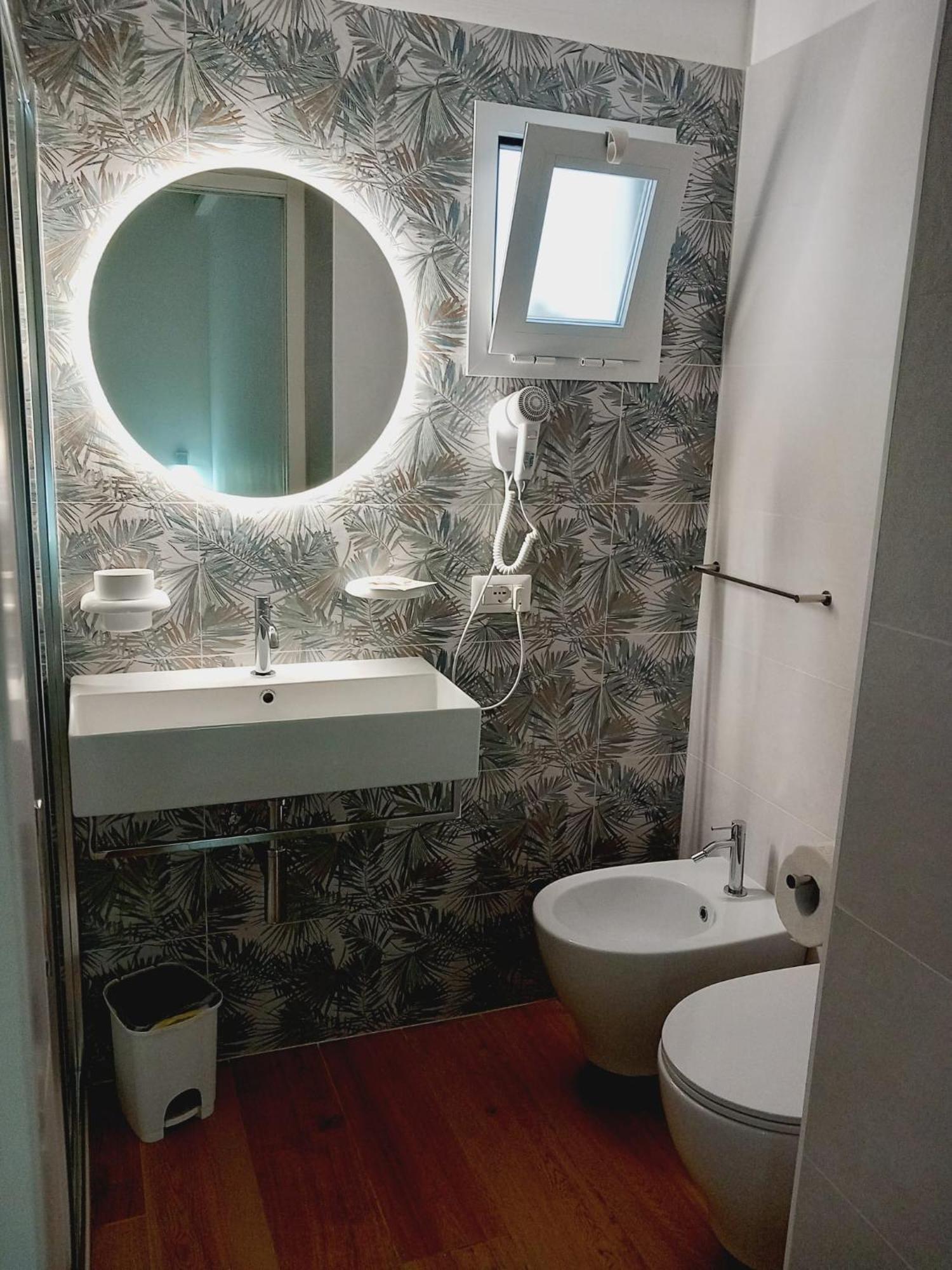 Albergo Labotte Βιέστε Εξωτερικό φωτογραφία