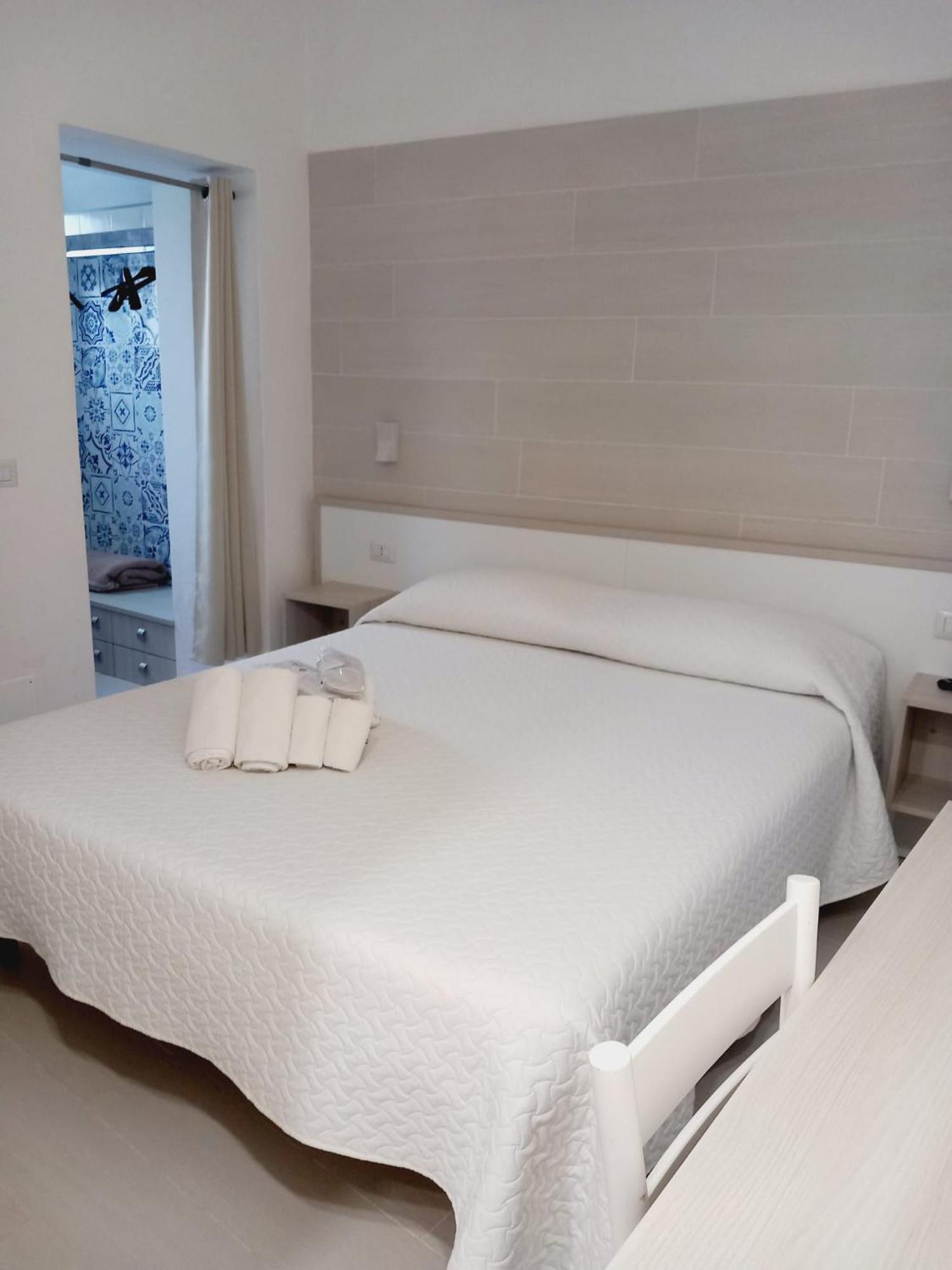 Albergo Labotte Βιέστε Εξωτερικό φωτογραφία