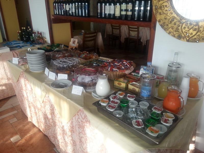 Albergo Labotte Βιέστε Εξωτερικό φωτογραφία