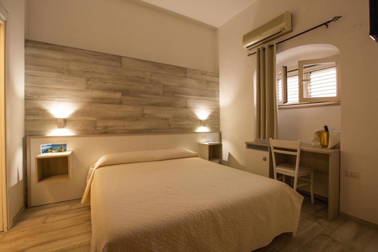 Albergo Labotte Βιέστε Εξωτερικό φωτογραφία